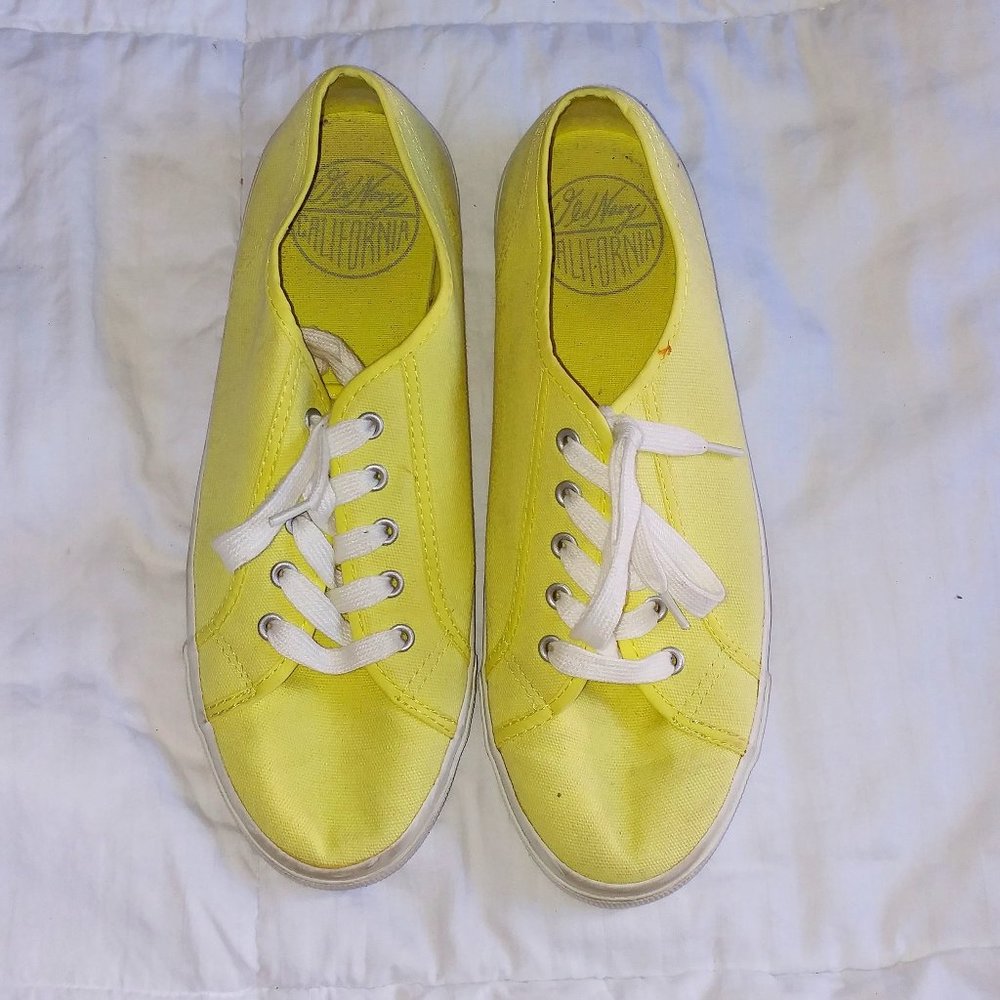 Old Navy Yellow Fabric Tennis Shoes -Size 10